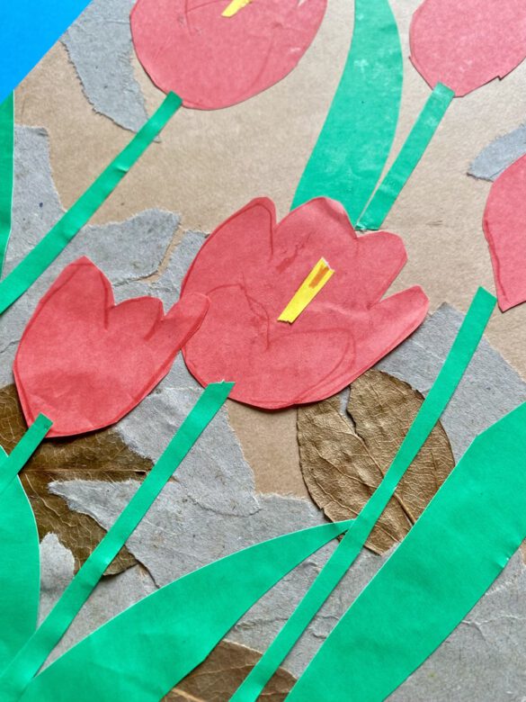 Blühende Tulpen als gezeichnete Collage in einem selbst gestalteten aufgeschlagenen Kalender
