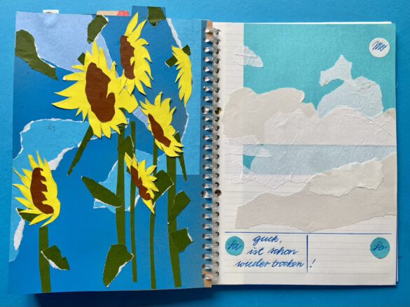 Sonnenblumen vor blauem Himmel als gezeichnete Collage in einem selbst gestalteten aufgeschlagenen Kalender